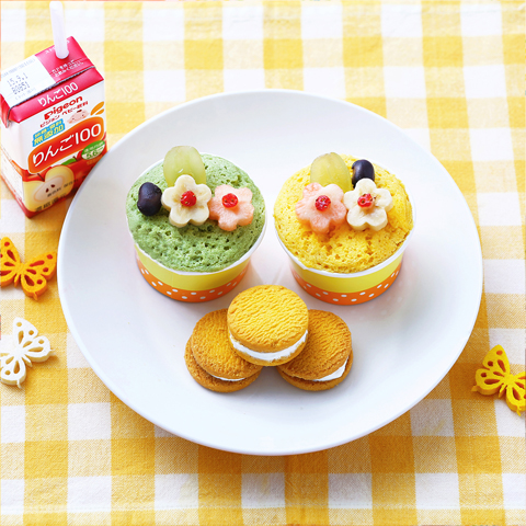 お花いっぱいの蒸しパンとマカロン風クッキー